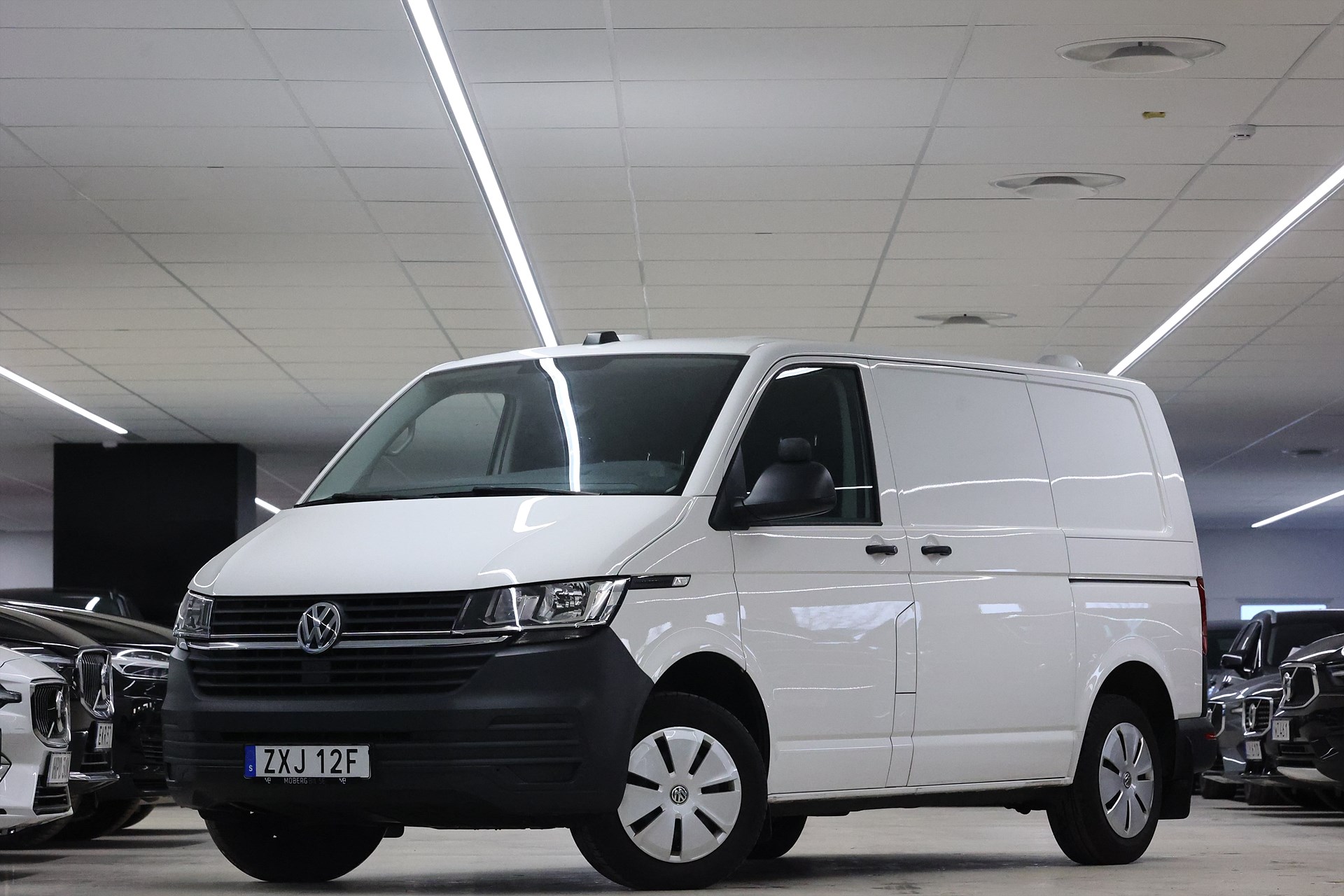 Volkswagen Transporter T30 2.0 TDI 110hk V-Inrett 3-SIts Drag CarPlay PDC