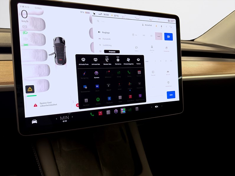 Tesla Model Y Performance 534hk Pano Läder Drag B-Kamera