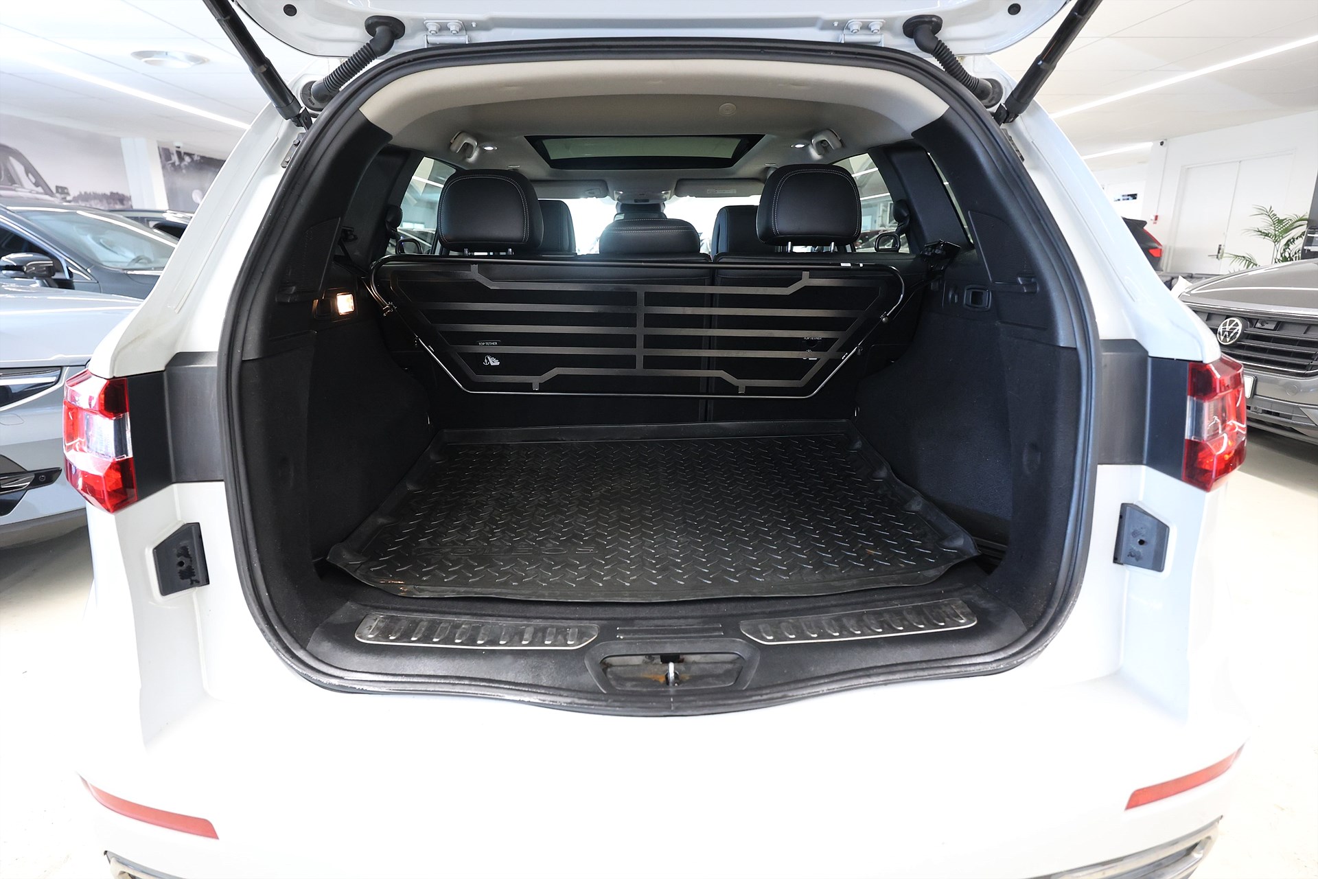 Renault Koleos 2.0 dCi 4WD 177hk Xtronic Pano BOSE Navi B-Kamera