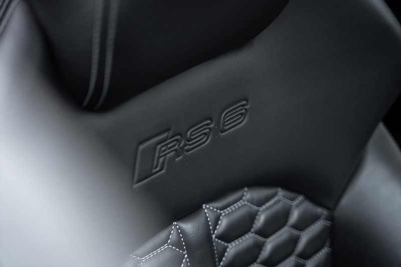 Audi RS6 2017 - miniatyr 26