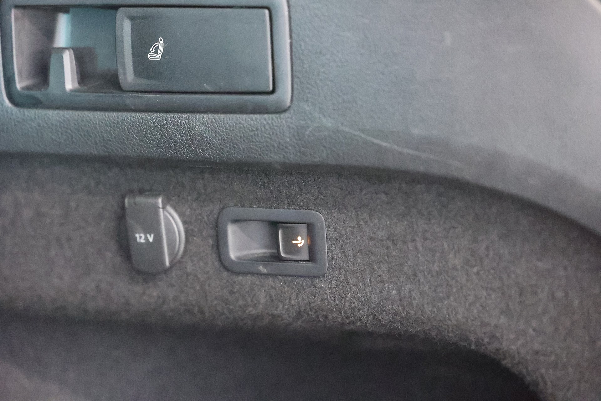 Volkswagen Passat SC 2.0 TDI 4M 190hk R Line Executive Nappa