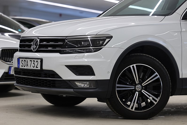 Volkswagen Tiguan 2.0 TDI 4Motion 190hk Executive Drag Värmare