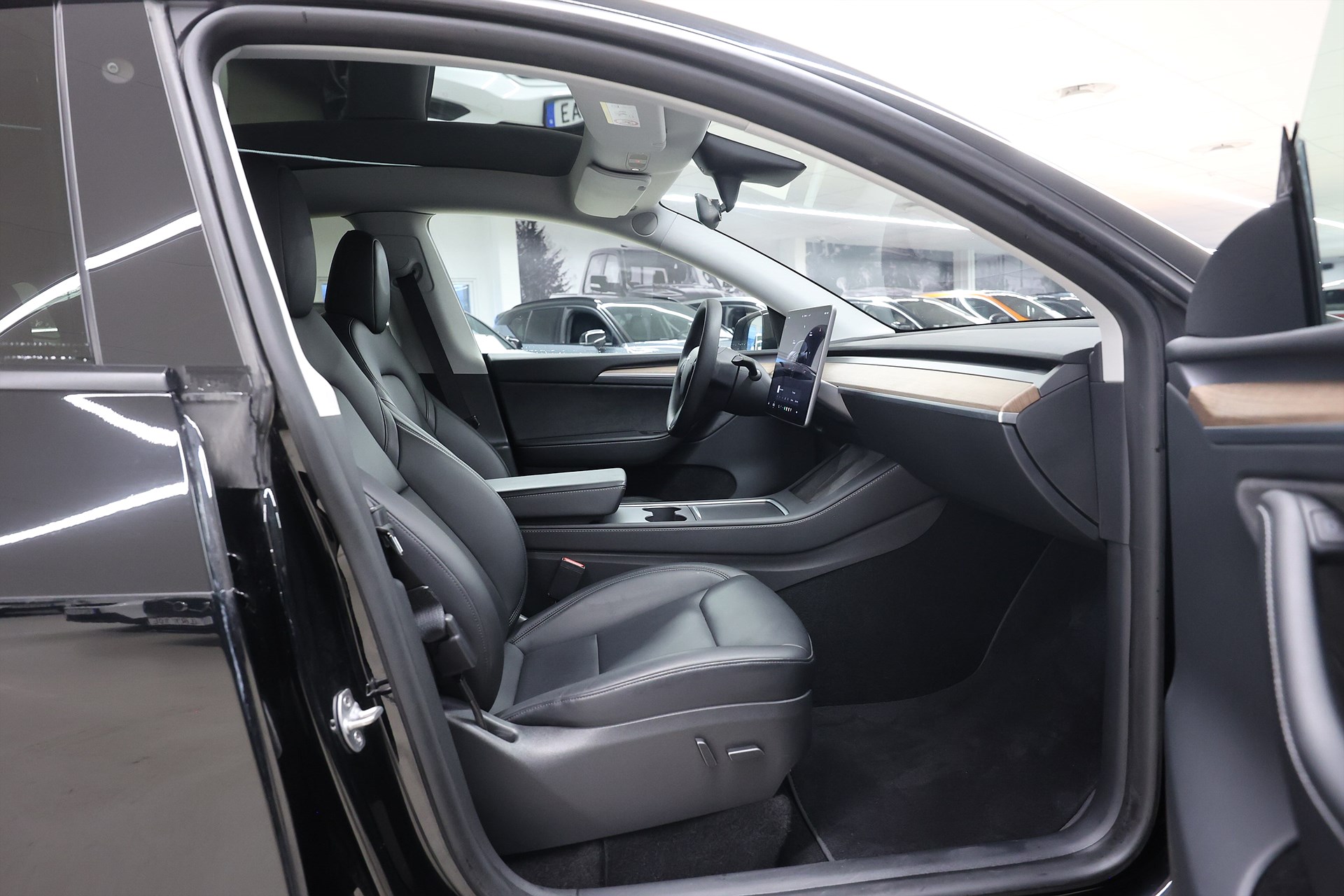 Tesla Model Y Long Range AWD 514hk *Hjulkampanj!* AP Drag Pano