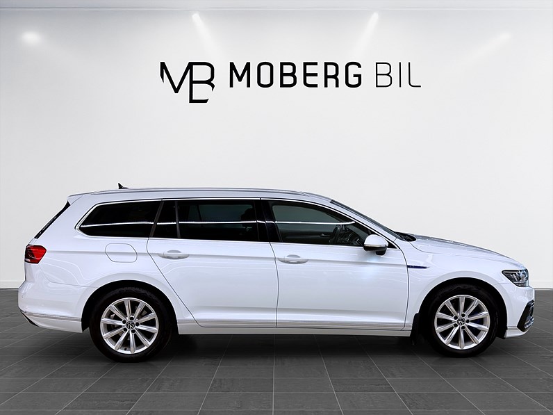 Volkswagen Passat SC GTE 218hk Keyless B-Kamera Navi Drag PDC