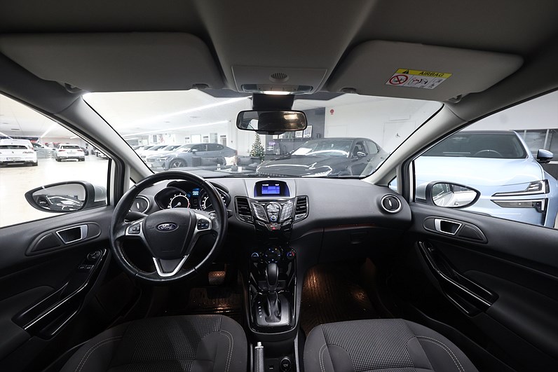 Ford Fiesta 1.0 EcoBoost 100hk *Hjulkampanj!* Titanium PDC Farth