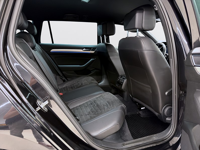 Volkswagen Passat SC GTE 218hk Cockpit IQ Drag B-Kamera