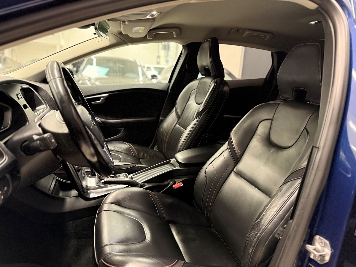 Volvo V40 Cross Country – bild 12