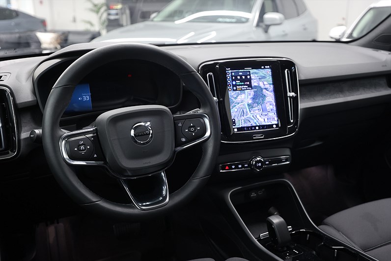 Volvo C40 Recharge Single Motor 231hk Plus Pano Drag Kamera