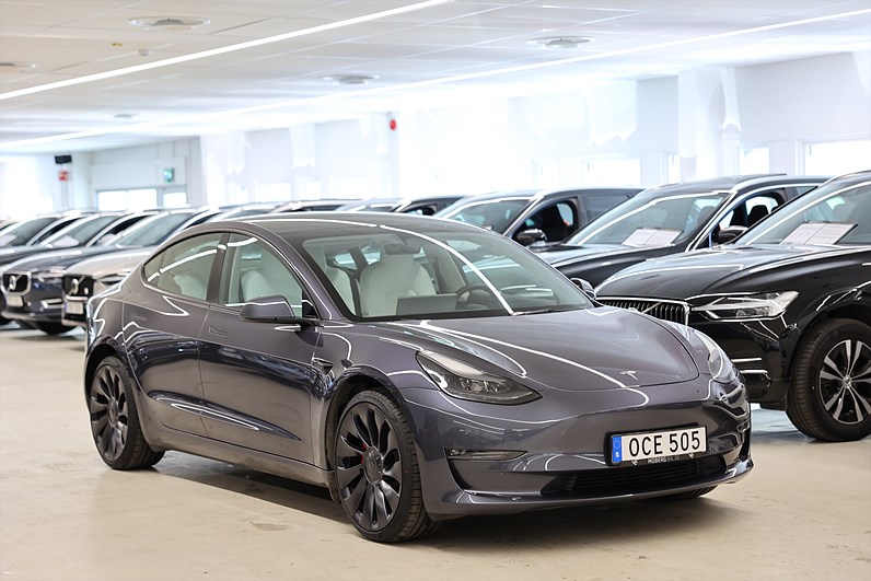 Tesla Model 3 Performance 513hk AP Premium sound Vit klädsel