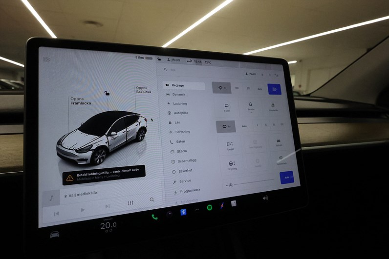 Tesla Model Y Long Range AWD 514hk Autopilot Pano Läder Navi