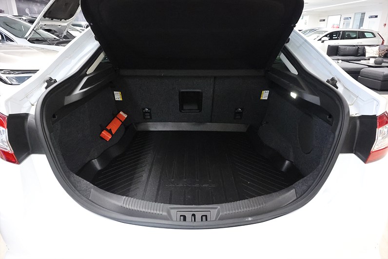 Ford Mondeo 2.0 TDCi 150hk Titanium Business Navi Keyless B-Kamera