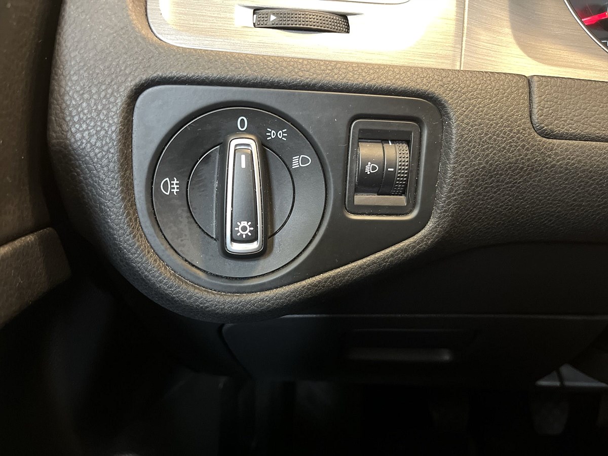 Volkswagen Golf 5-dörrar 1.2 TSI BMT Manuell, 110hk, 2016