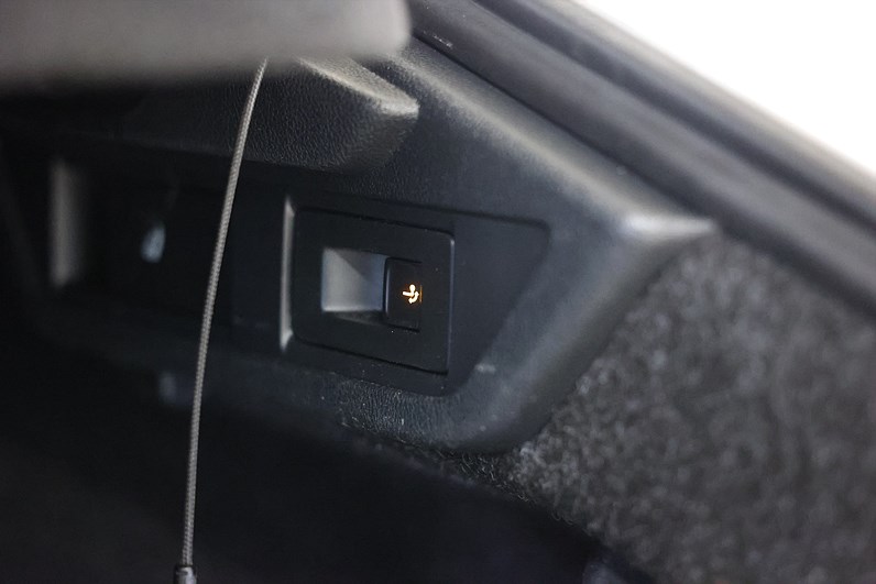 Skoda Octavia 1.0 TSI 110hk Style Keyless CarPlay Drag B-Kamera