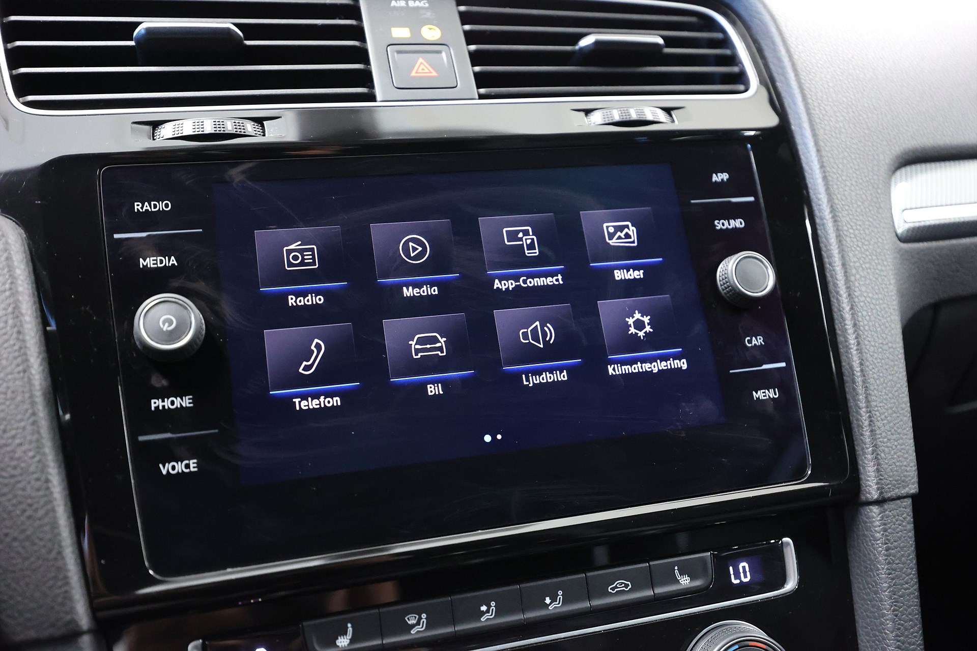 Volkswagen Golf 5-dörrar 1.5 TSI 150hk R Line CarPlay PDC