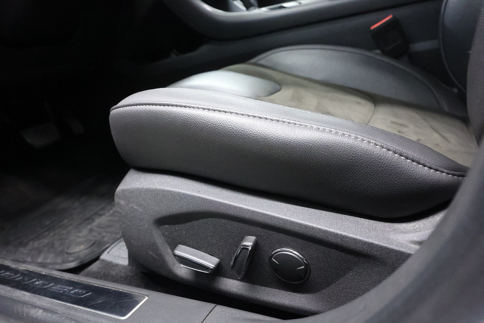 Ford Mondeo 2.0 TDCi 150hk Titanium Business Navi Keyless B-Kamera