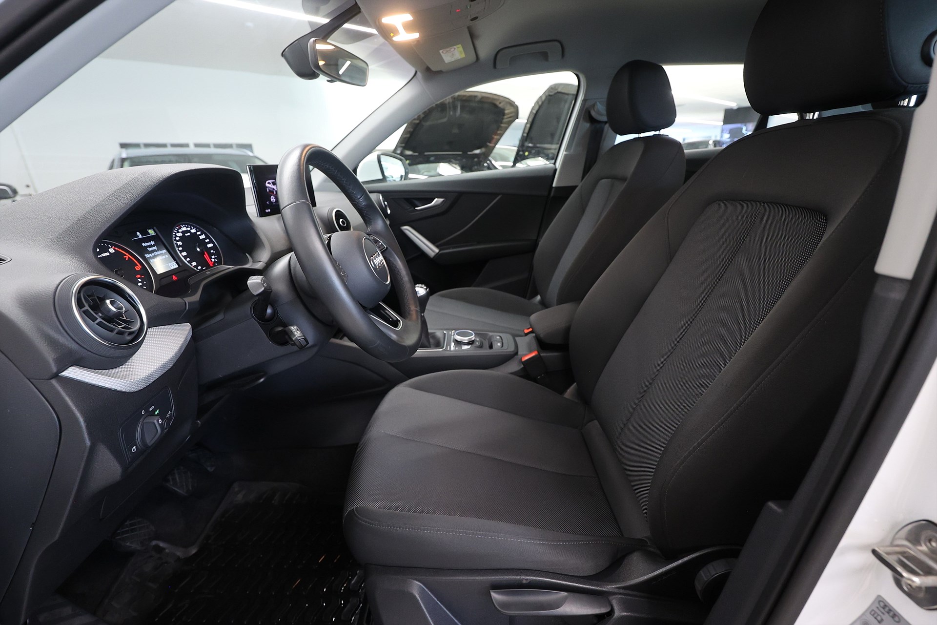 Audi Q2 35 TFSI 150hk *Hjulkampanj!* Proline PDC MOMS