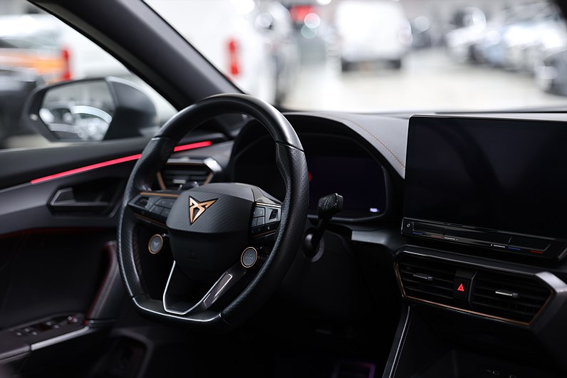 CUPRA Formentor VZ5 390hk Beats 360 Läder