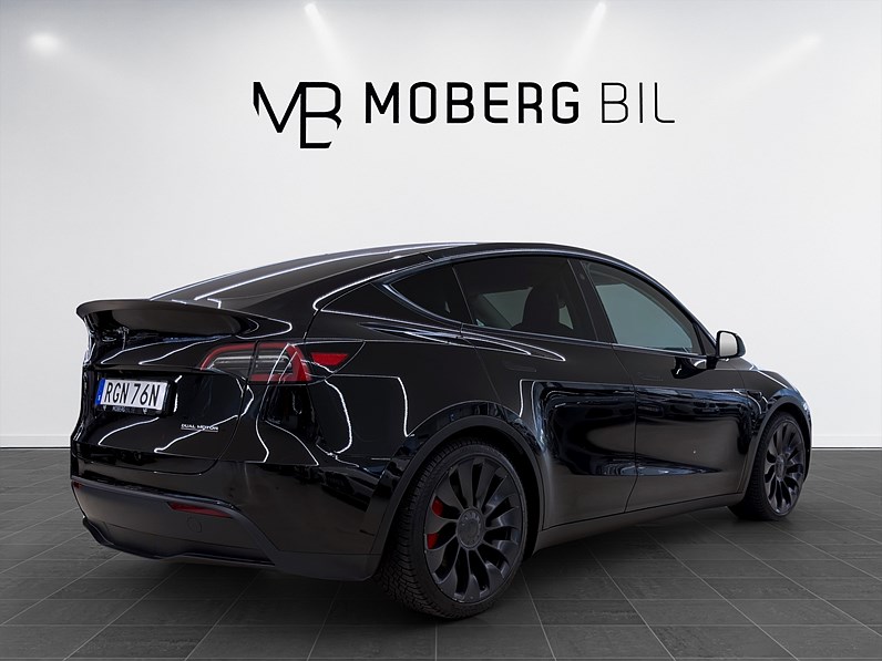 Tesla Model Y Performance 534hk Pano Läder Drag B-Kamera