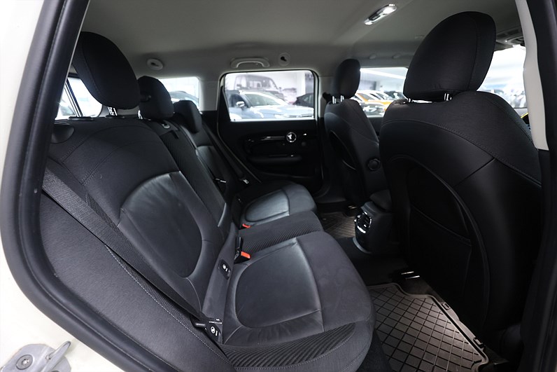 Mini Clubman Cooper SD 2.0 ALL4 190hk *Hjulkampanj!* Salt II Navi Drag