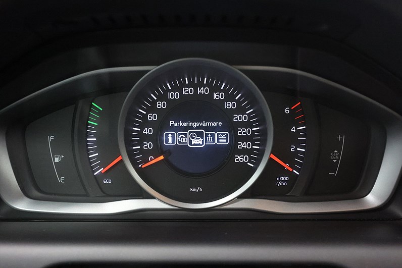 Volvo XC60 D3 150hk Classic Drag PDC Värmare