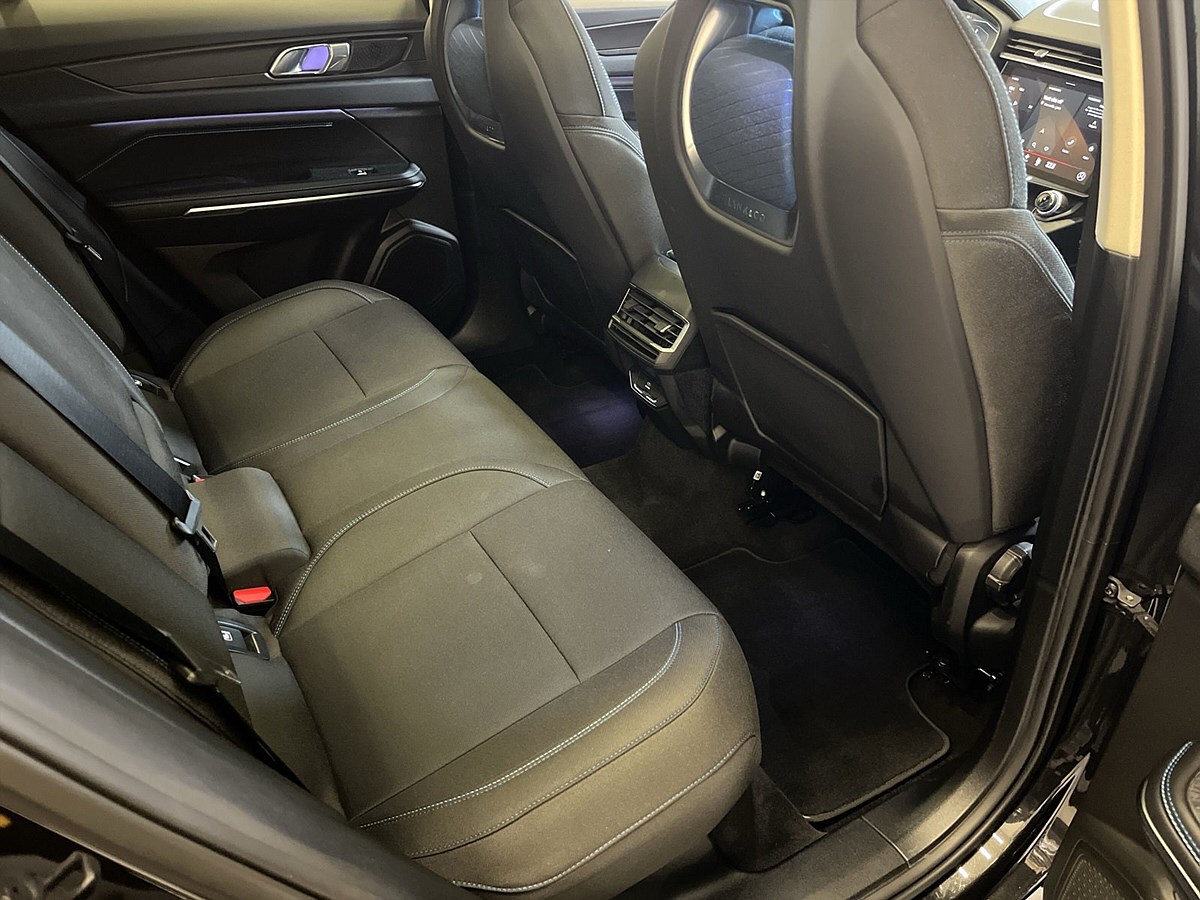 Lynk & Co 01 PHEV DCT, 261hk, 2022