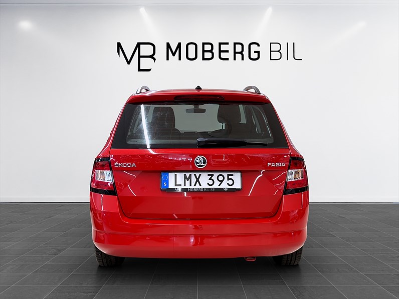 Skoda Fabia Kombi 90hk Style Keyless PDC Årsskatt 360kr