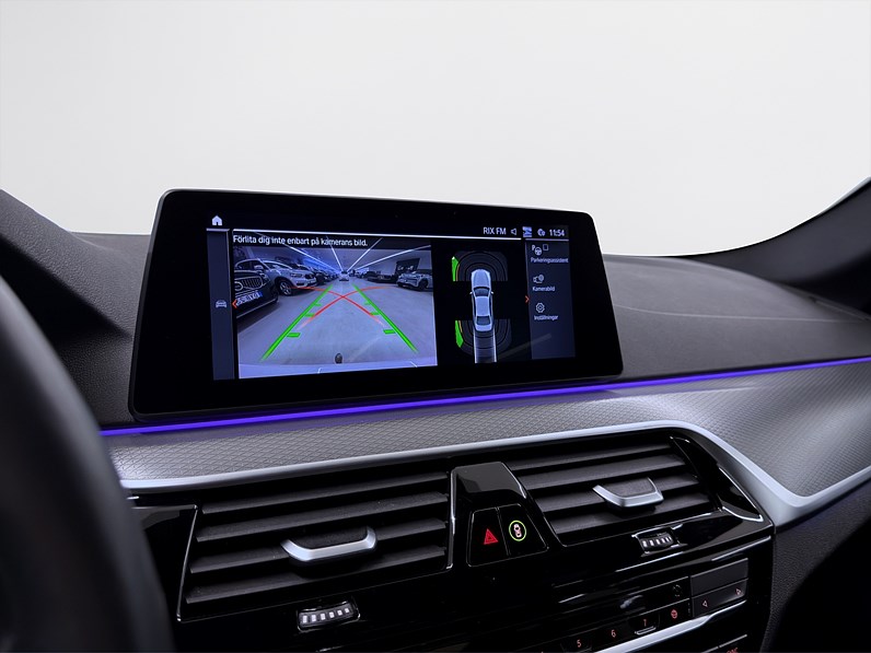 BMW 520d xDrive Sedan 190hk M Sport H/K Drag B-Kamera