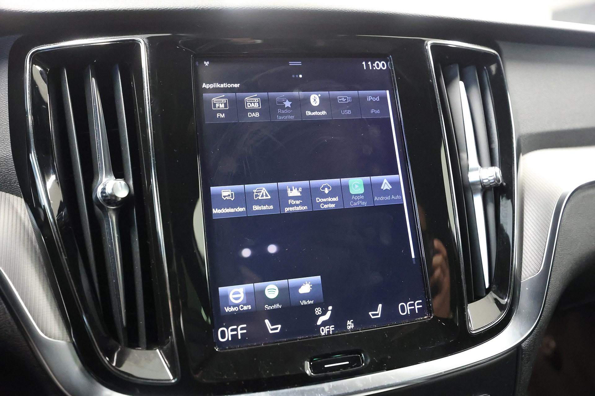 Volvo V60 T5 250hk R-Design Läder Keyless Värmare B-Kamera