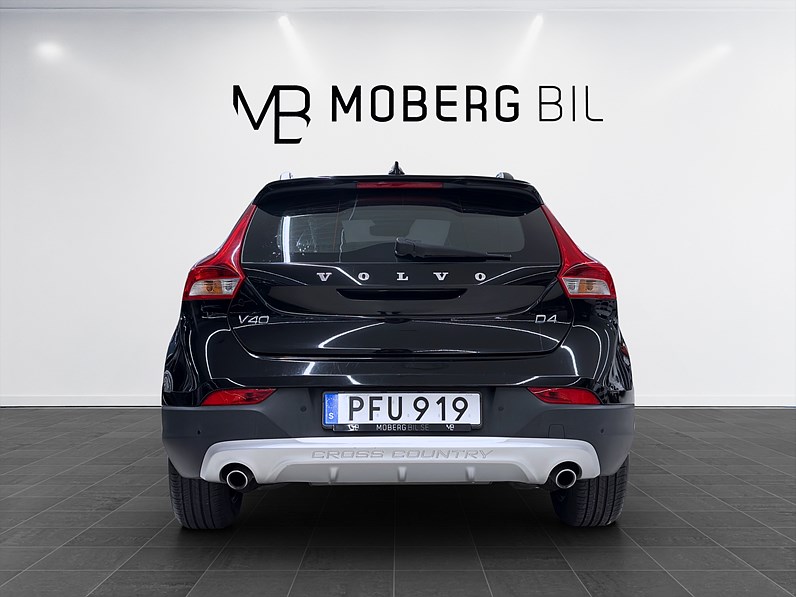 Volvo V40 Cross Country D4 190hk Business Adv Värmare PDC
