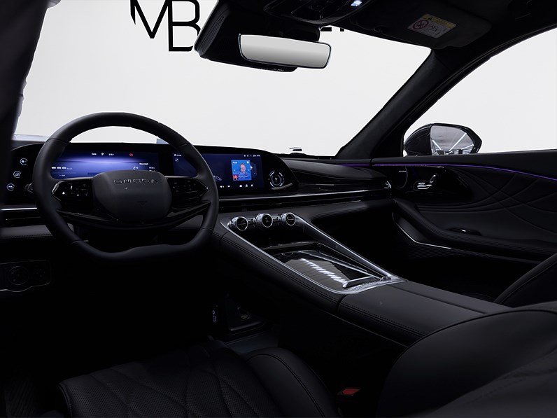 Omoda 9 AWD Super Hybrid * 3,99% Ränta* Leveransklar Maxutrustad