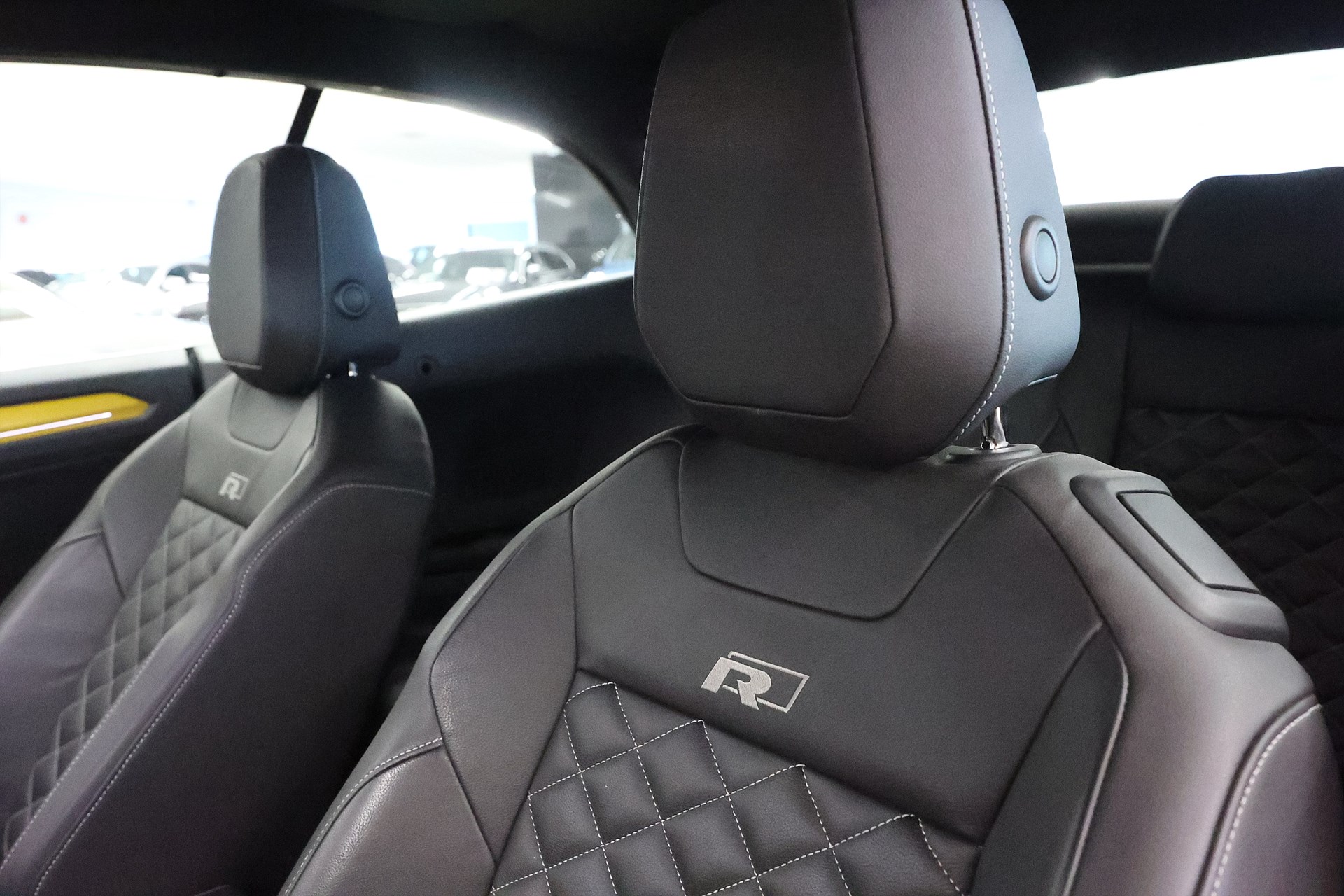 Volkswagen T-Roc Cabriolet 1.5 TSI 150hk R Line Läder Beats B-Kamera