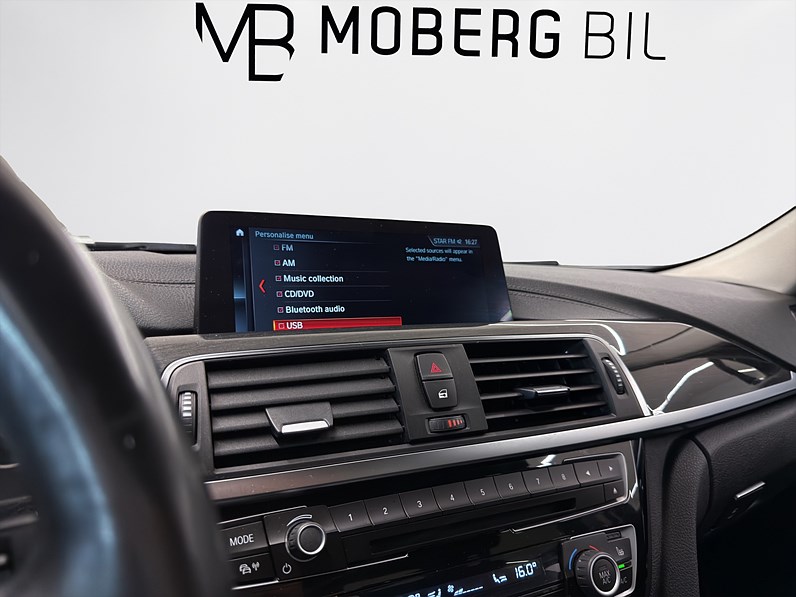 BMW 330e Sedan 252hk Sport Line Navi B-Kamera