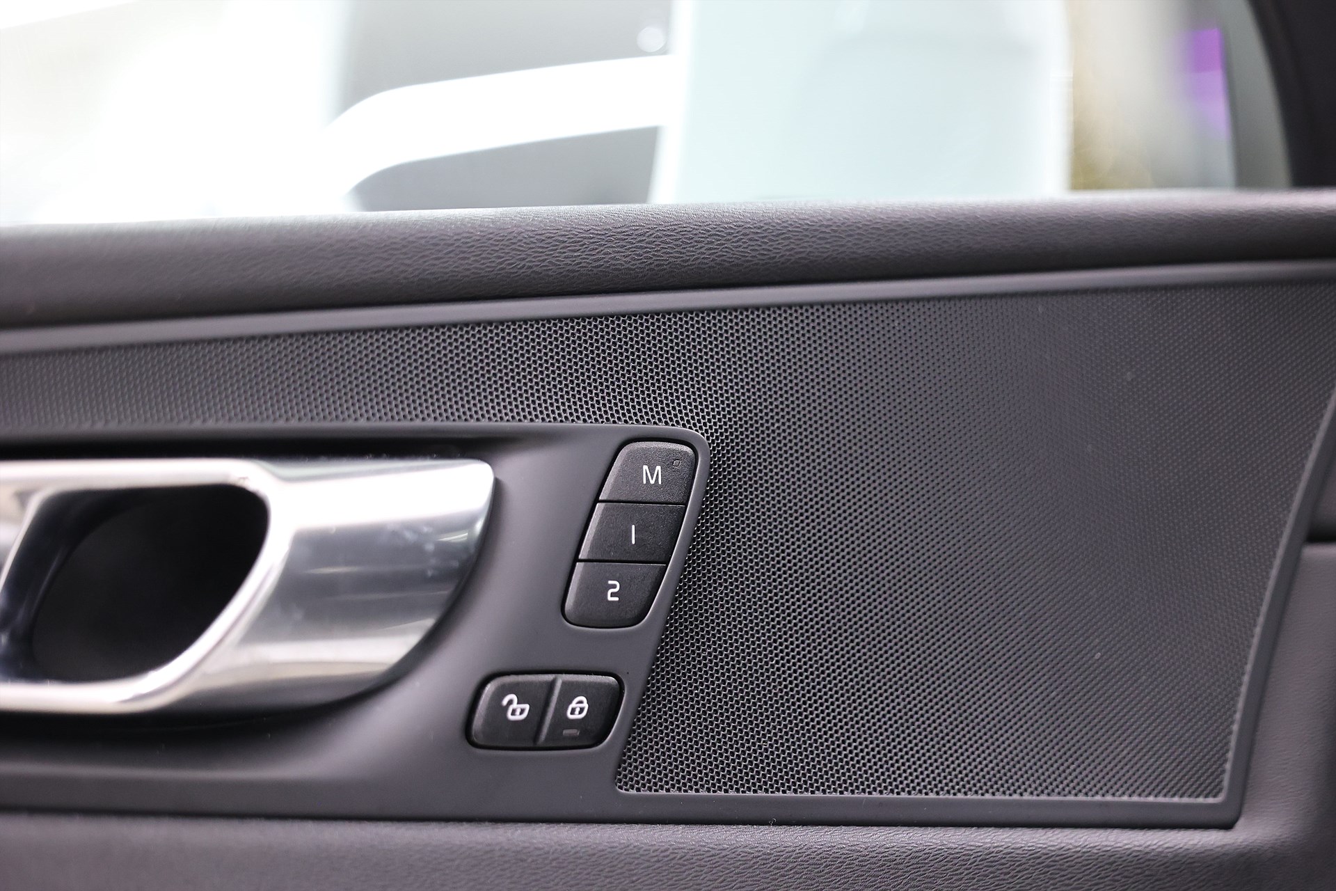 Volvo XC60 D4 190hk *Hjulkampanj!* Inscription B-kamera Navi Skinn