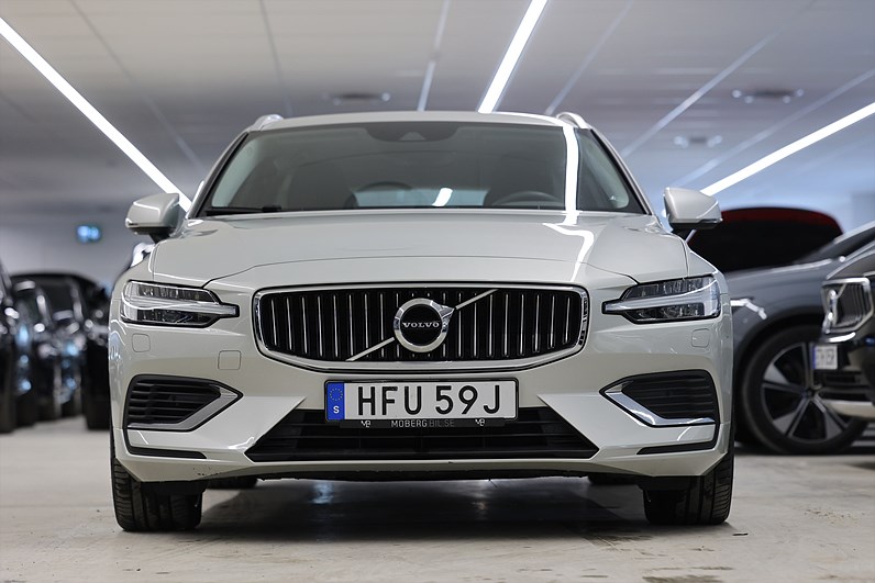 Volvo V60 Recharge T6 AWD 340hk Inskription Exp Navi B-kamera