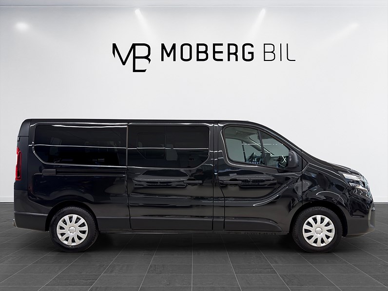 Crew 3.0t 2.0 dCi 170hk L2 9-Sits Drag B-Kamera Keyless PDC