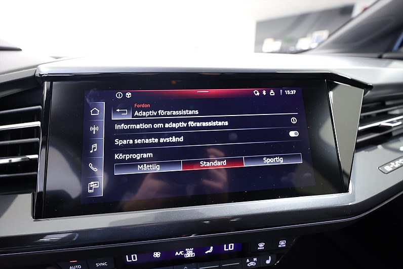 Audi Q4 40 e-tron S Line B-kamera Drag Adapth Farth Cockpit 82kWh
