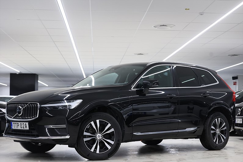Volvo XC60 Recharge T6 AWD 350hk *Hjulkampanj!* Core Läder
