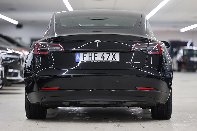 Tesla Model 3 Long Range AWD 440hk *Kampanj!* AP Pano Läder