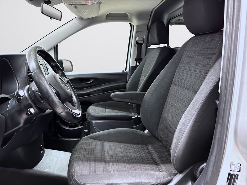 Mercedes-Benz Vito 114 CDI 4Matic 136hk B-Kamera PDC Värmare