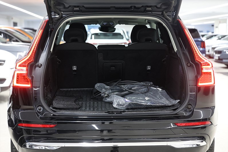 Volvo XC60 Recharge T6 AWD 350hk *Hjulkampanj!* Core Drag