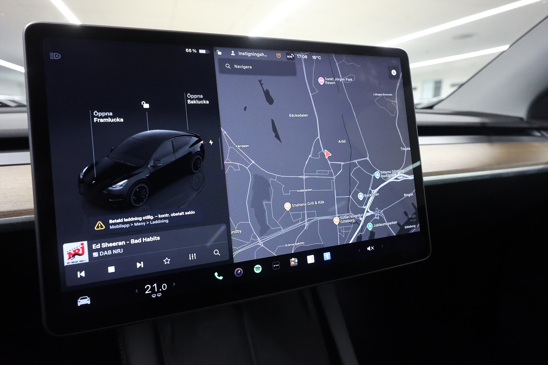 Tesla Model Y Performance 534hk Pano Läder Navi Premium Ljudsystem