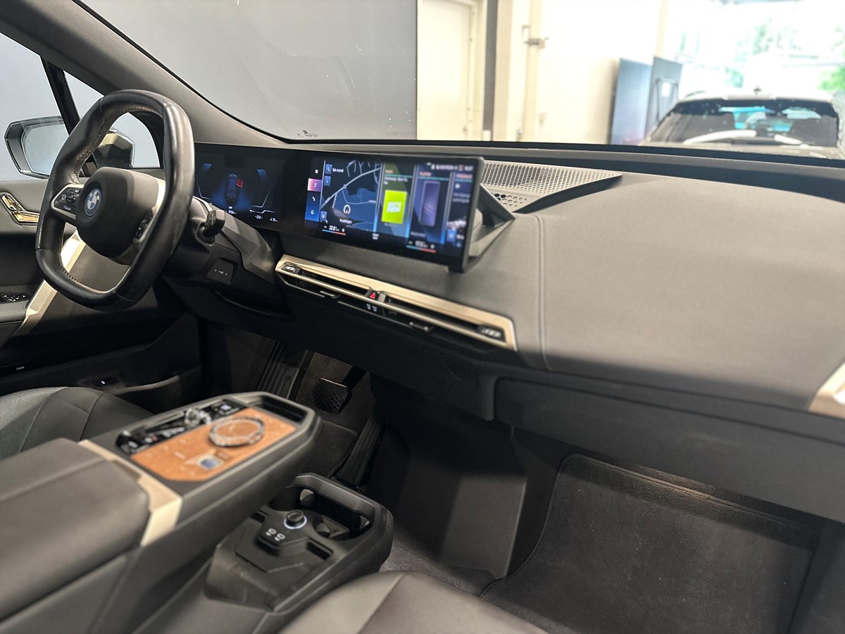 BMW iX – bild 14