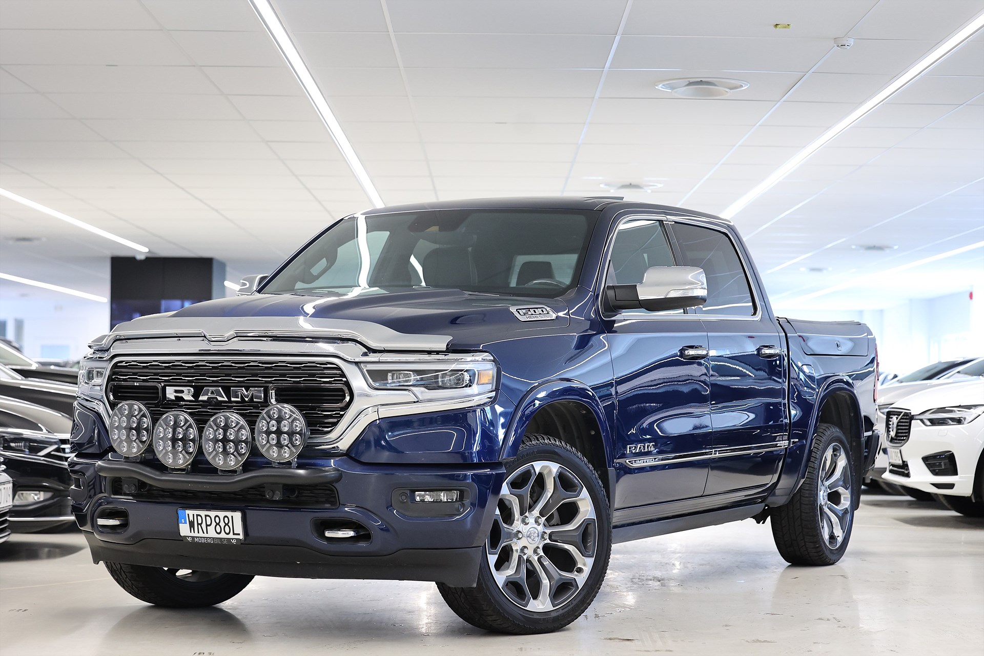 Dodge Ram 5.7 V8 Limited Webasto Rambox Bakflip MOMS