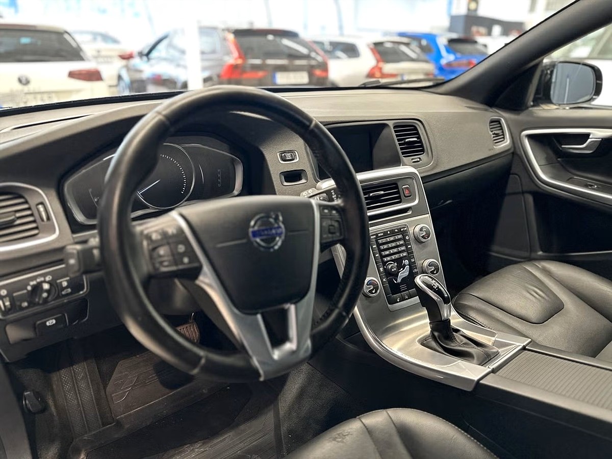 Volvo V60 Cross Country – bild 8