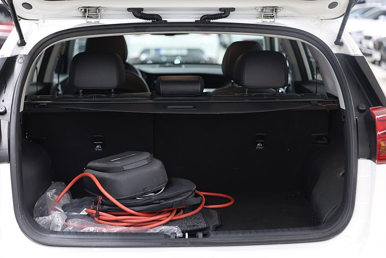 Kia Niro P-HEV 141hk Advance Plus B-kamera Navi