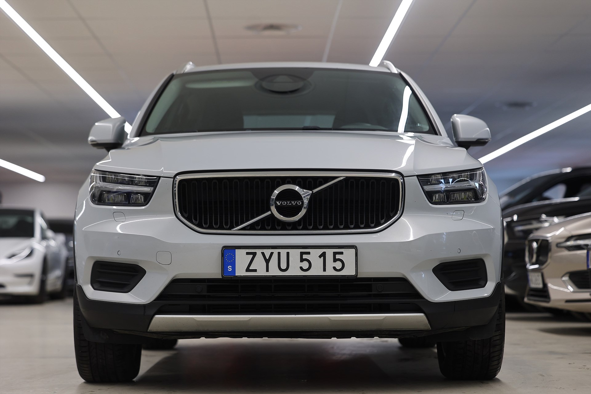 Volvo XC40 T3 163hk Momentum Pro Navi Värmare VOC PDC