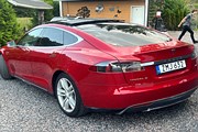 Tesla Model S 85D Dual 423hk FreeCharge
