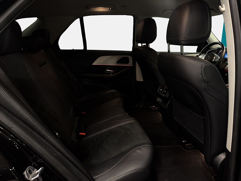 Mercedes GLE 350e 4MATIC AMG Line Night 360° Drag 2022, svart – bild 17 av 24, begagnad hos Niber i Järfälla