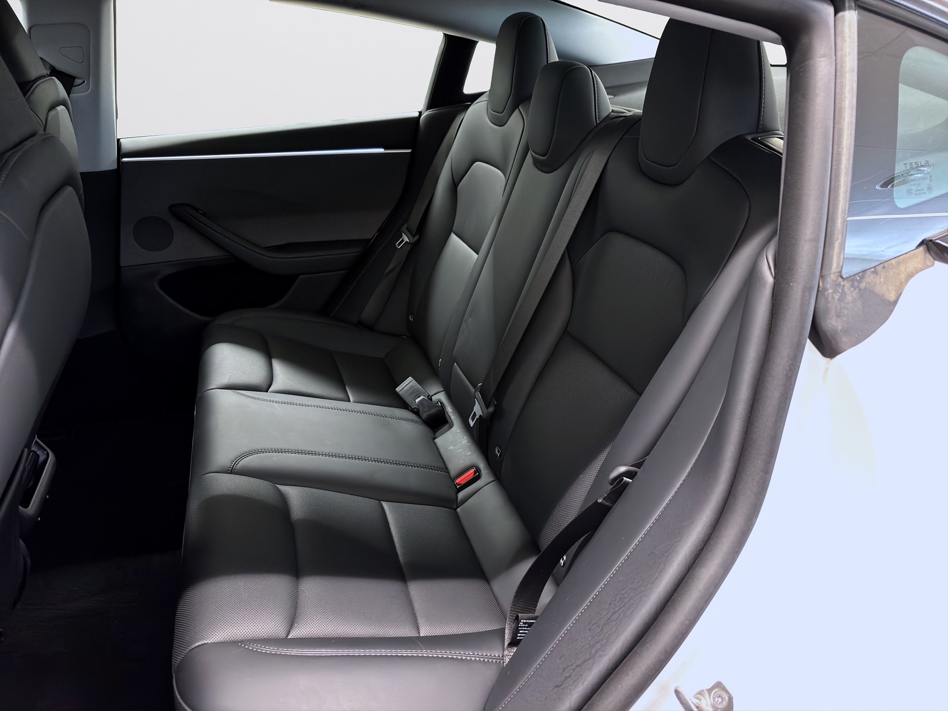 Tesla Model 3 Standard Range 283hk Läder Pano Navi B-Kamera
