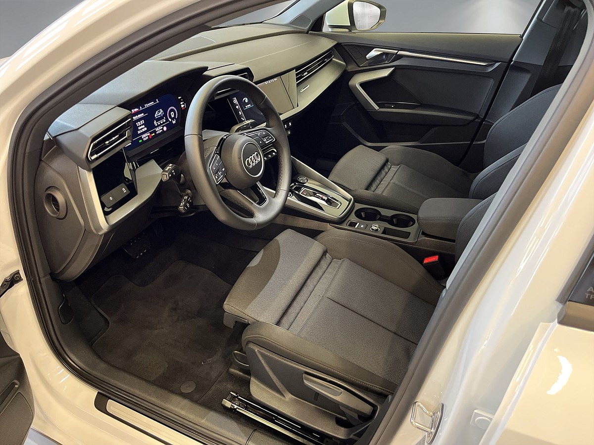 Audi A3 Sportback 35 TFSI S Tronic, 150hk, 2026